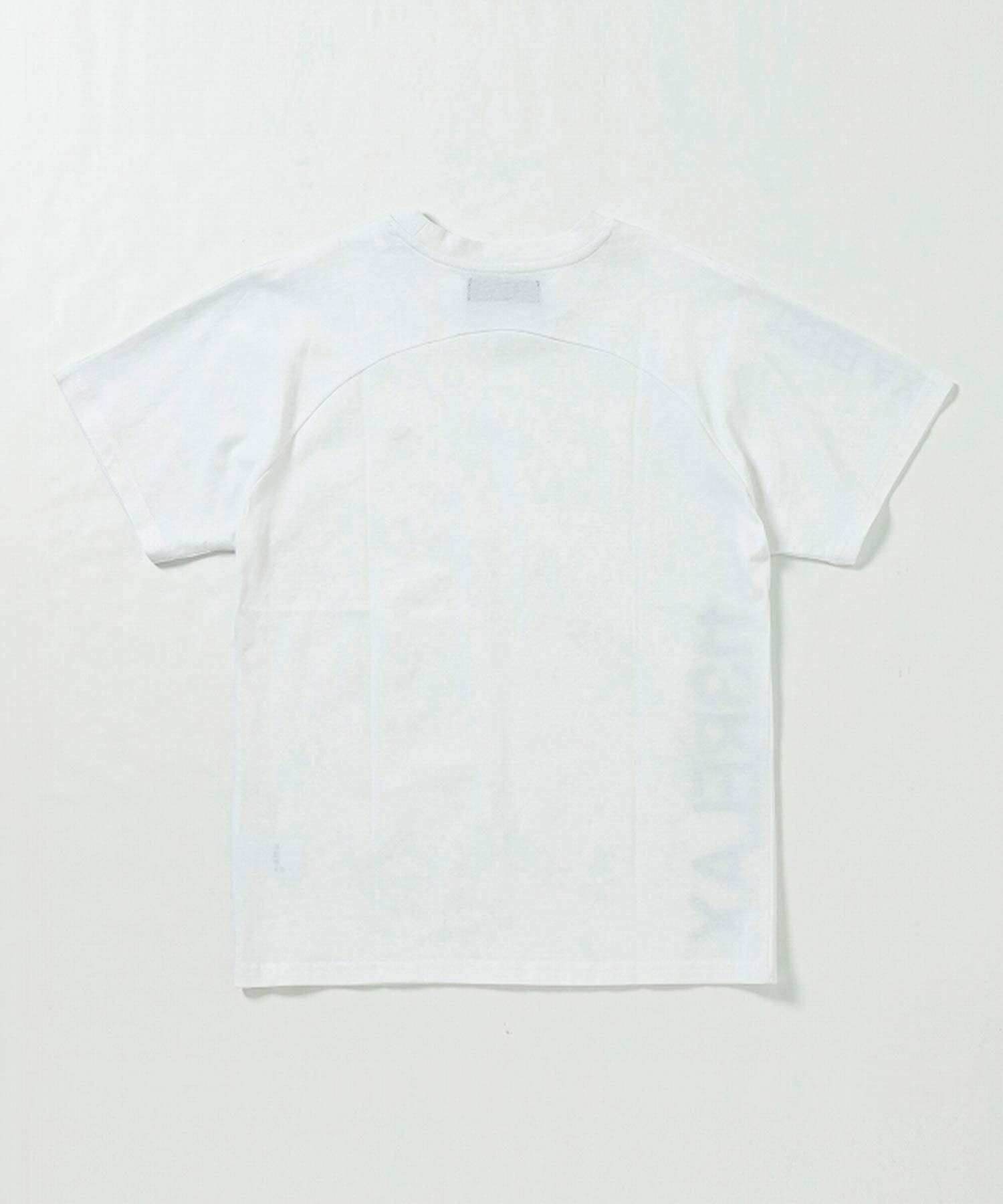 1PIU1UGUALE3 RELAX/(M)UST-24023 ラインストーンサイドロゴ半袖Tシャツ